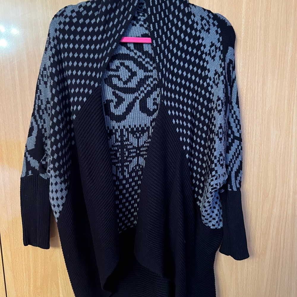 Black & White Pattern Cardigan